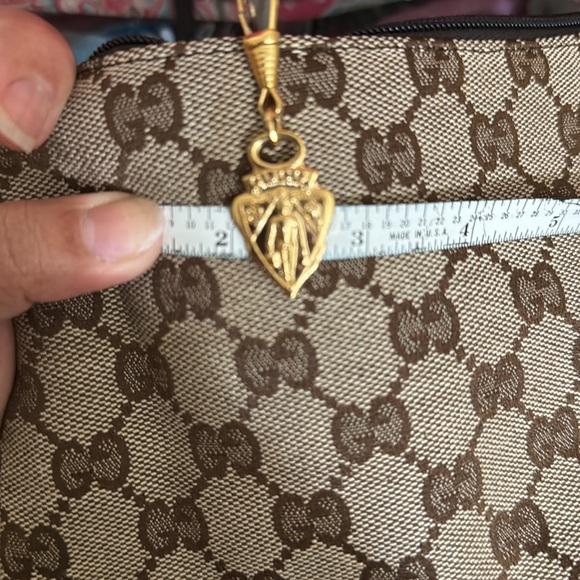 Authentic Gucci zipper pull vintage charm . Gold tone BEAUTIFUL! - Picture 9 of 9